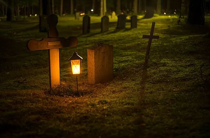 八字月柱墓库是什么意思墓库在月柱什么意思